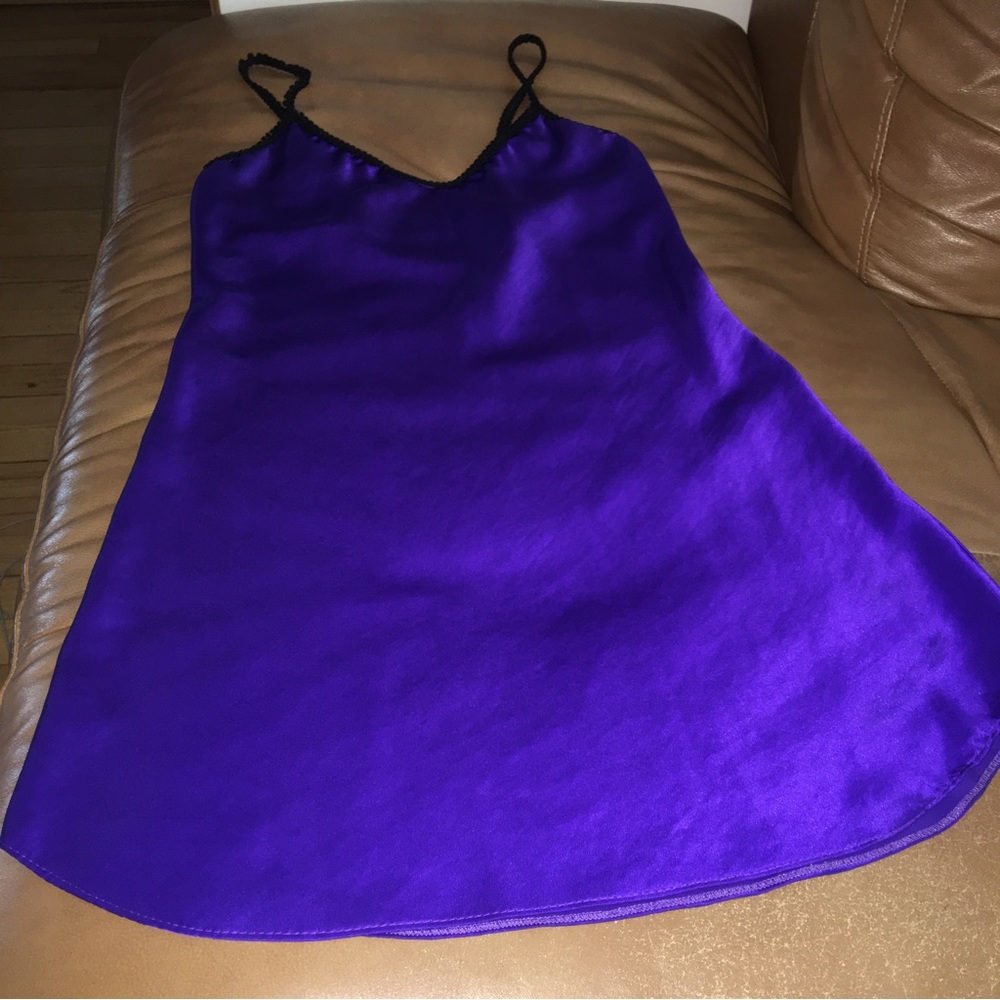 VTG Soft Moments New York Slip Nightie Nightgown Satin 100% polyester - Picture 3 of 8